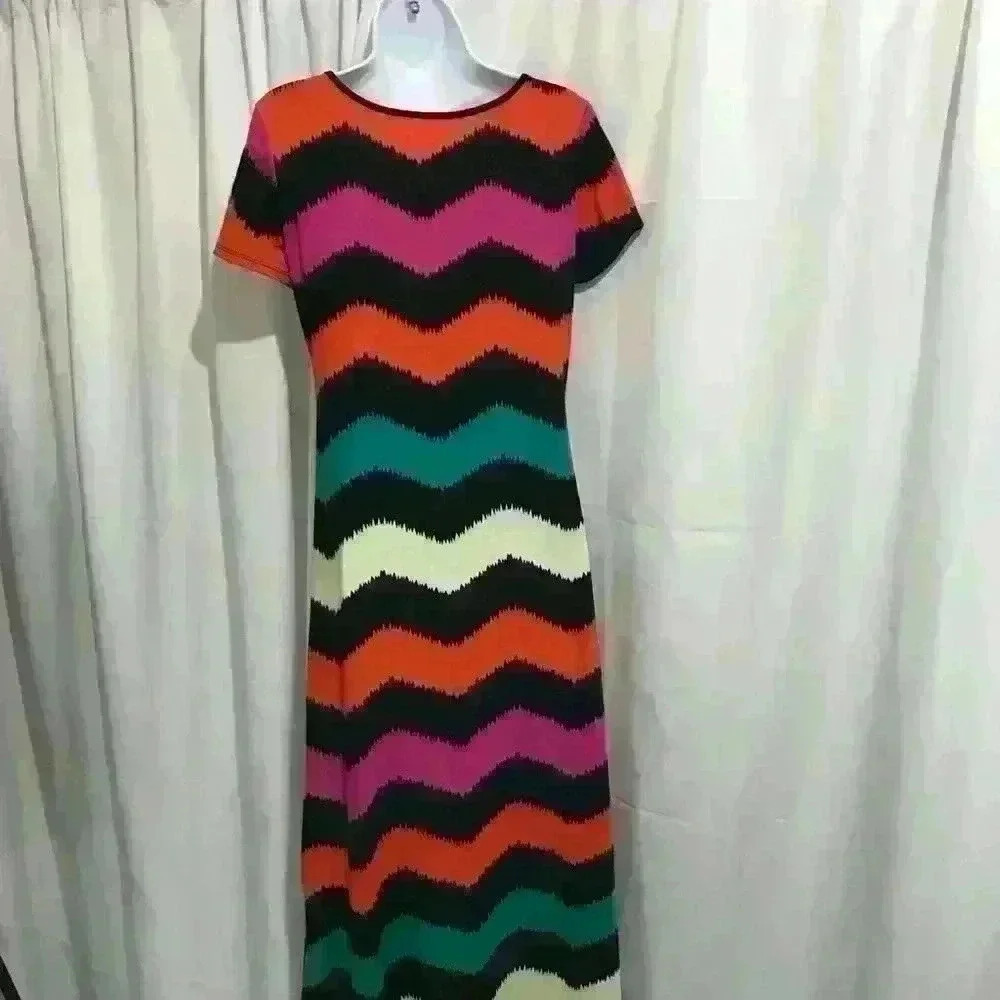 Andrea Missy Chevron Maxi Dress - Picture 3 of 3